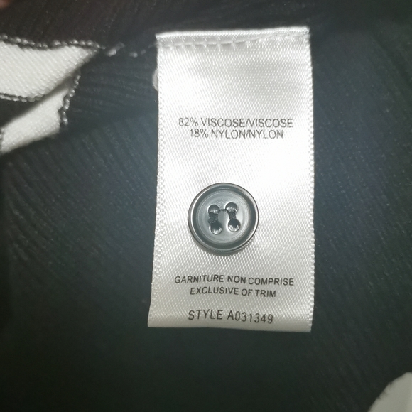 Chic by Jacob - Cardigan with Bow Detail - Picture 5 of 5